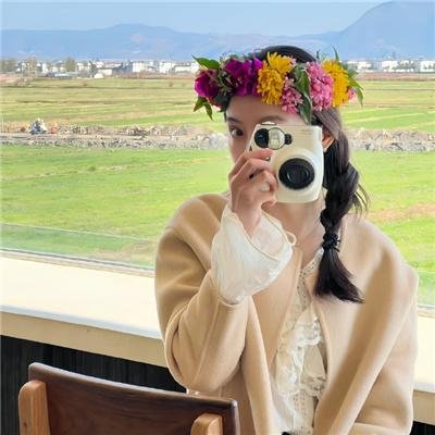 两界穿梭：我赚馒头喂老婆